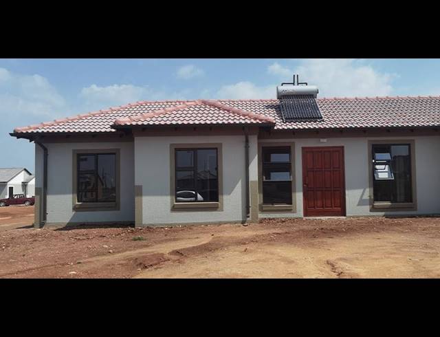 3 BEDROOM HOUSE FOR SALE IN THE ORCHARDS
